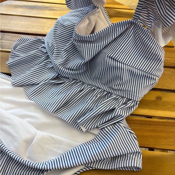 Striped Blue and White Bikini Set
Amazon
Worn once -- good condition - Picture 2 of 7